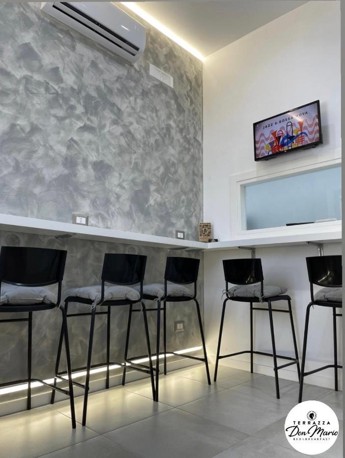 פוזולי Terrazza Don Mario Bed&Breakfast מראה חיצוני תמונה