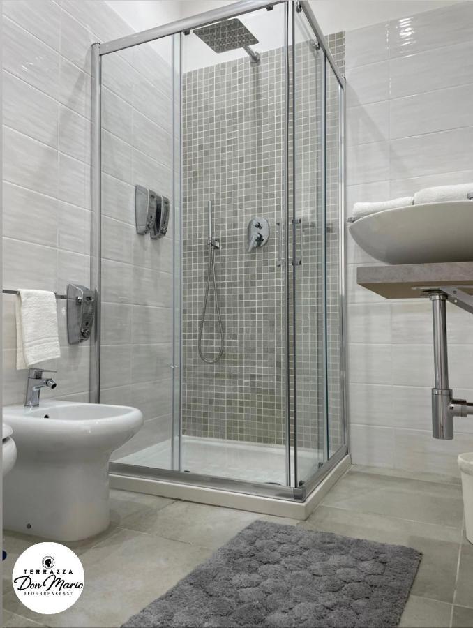 פוזולי Terrazza Don Mario Bed&Breakfast מראה חיצוני תמונה