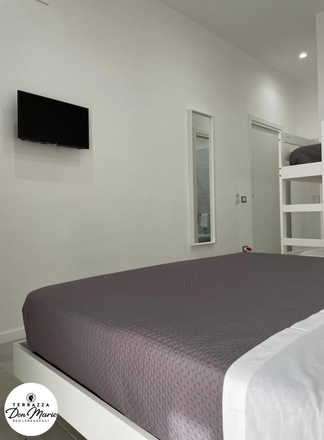 פוזולי Terrazza Don Mario Bed&Breakfast מראה חיצוני תמונה