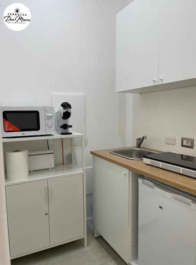 פוזולי Terrazza Don Mario Bed&Breakfast מראה חיצוני תמונה