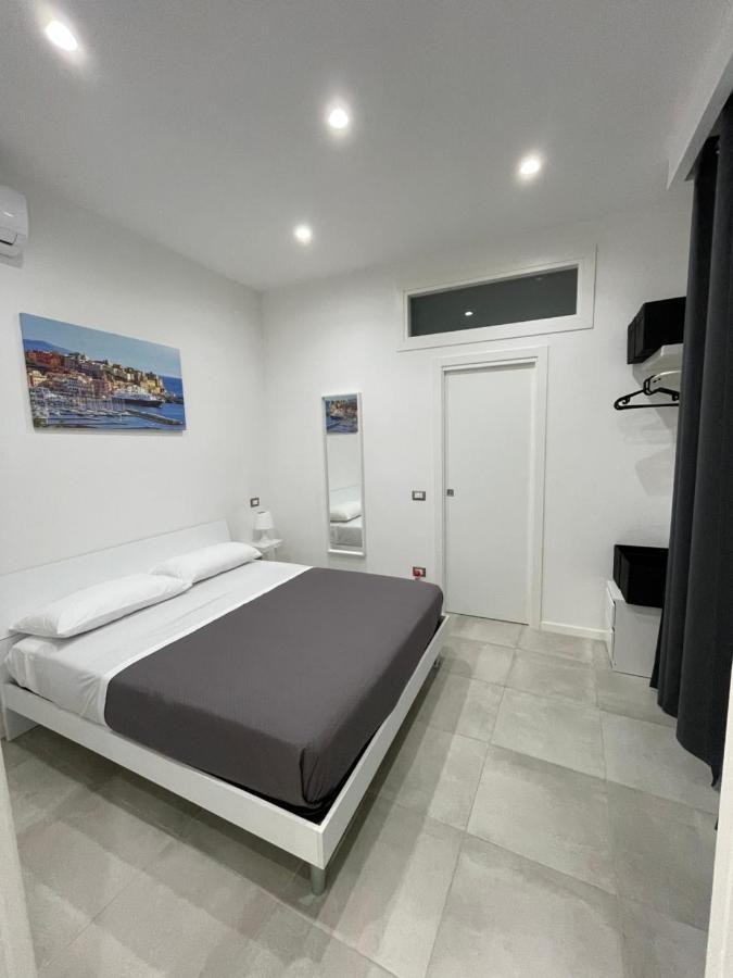 פוזולי Terrazza Don Mario Bed&Breakfast מראה חיצוני תמונה