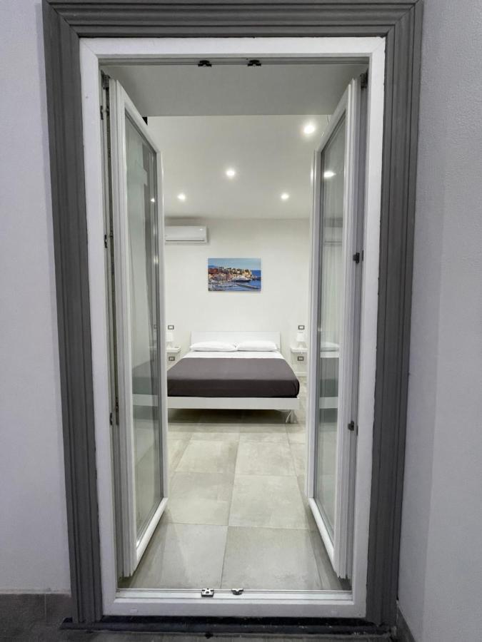 פוזולי Terrazza Don Mario Bed&Breakfast מראה חיצוני תמונה
